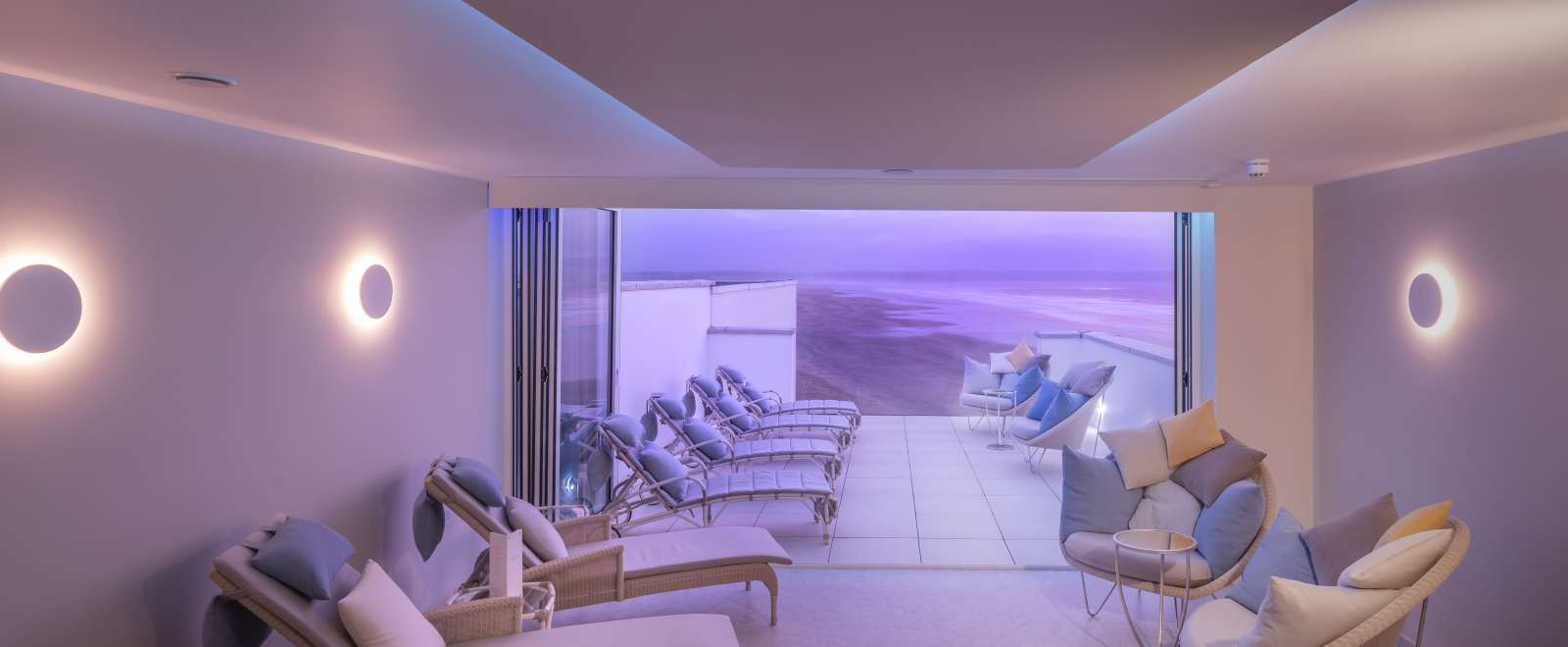 Relaxation Room during twilight spa