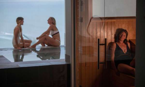 Women in the thermal suite