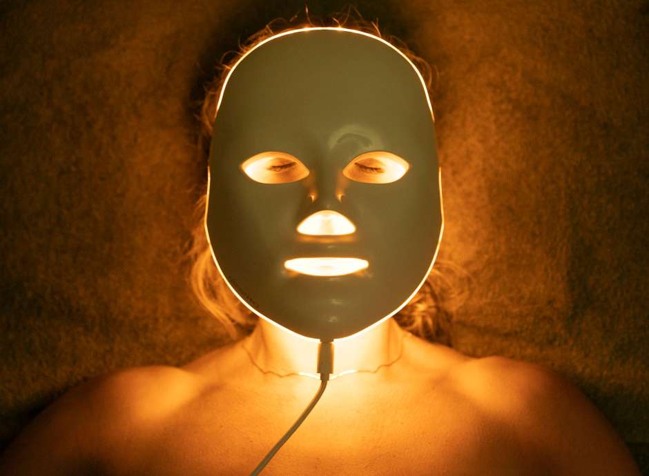 Deesse Pro LED Light Therapy Mask